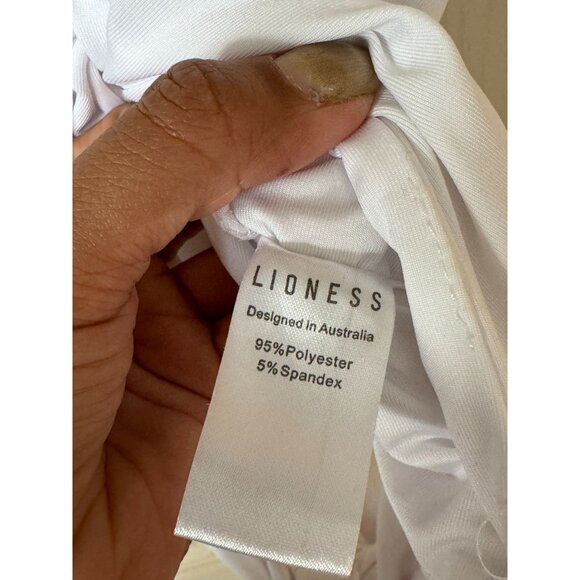 Lioness Wrap Tie Crop Top in White Strap Knot Detail Size‎ XXS j2 - Picture 6 of 6